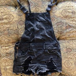 Express Washed Black Short Overalls Ripped Destroyed Denim Size 0